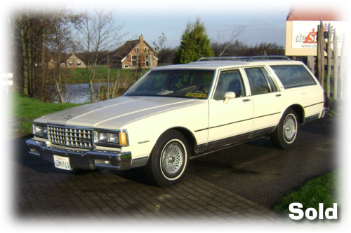 Chevrolet Caprice Classic 9 passenger wagon 1985 (28-02)