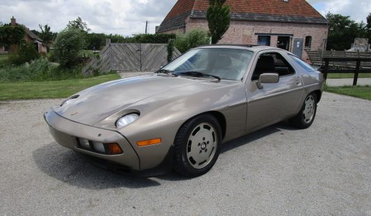 Porsche 928 1982 — SOLD