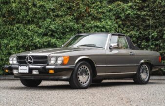 Mercedes W107 560 SL 1988