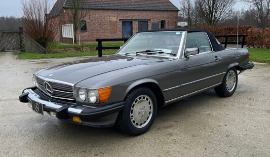 Mercedes W107 560 SL 1988