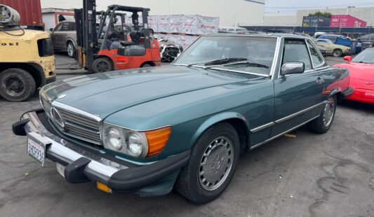 Mercedes W107 560 SL 1986